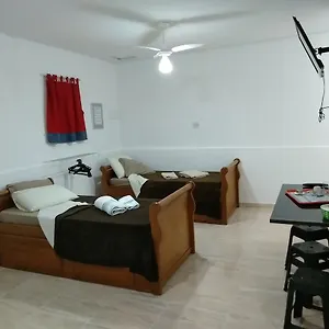 Casa de hóspedes Suítes Leka - Congonhas, São Paulo